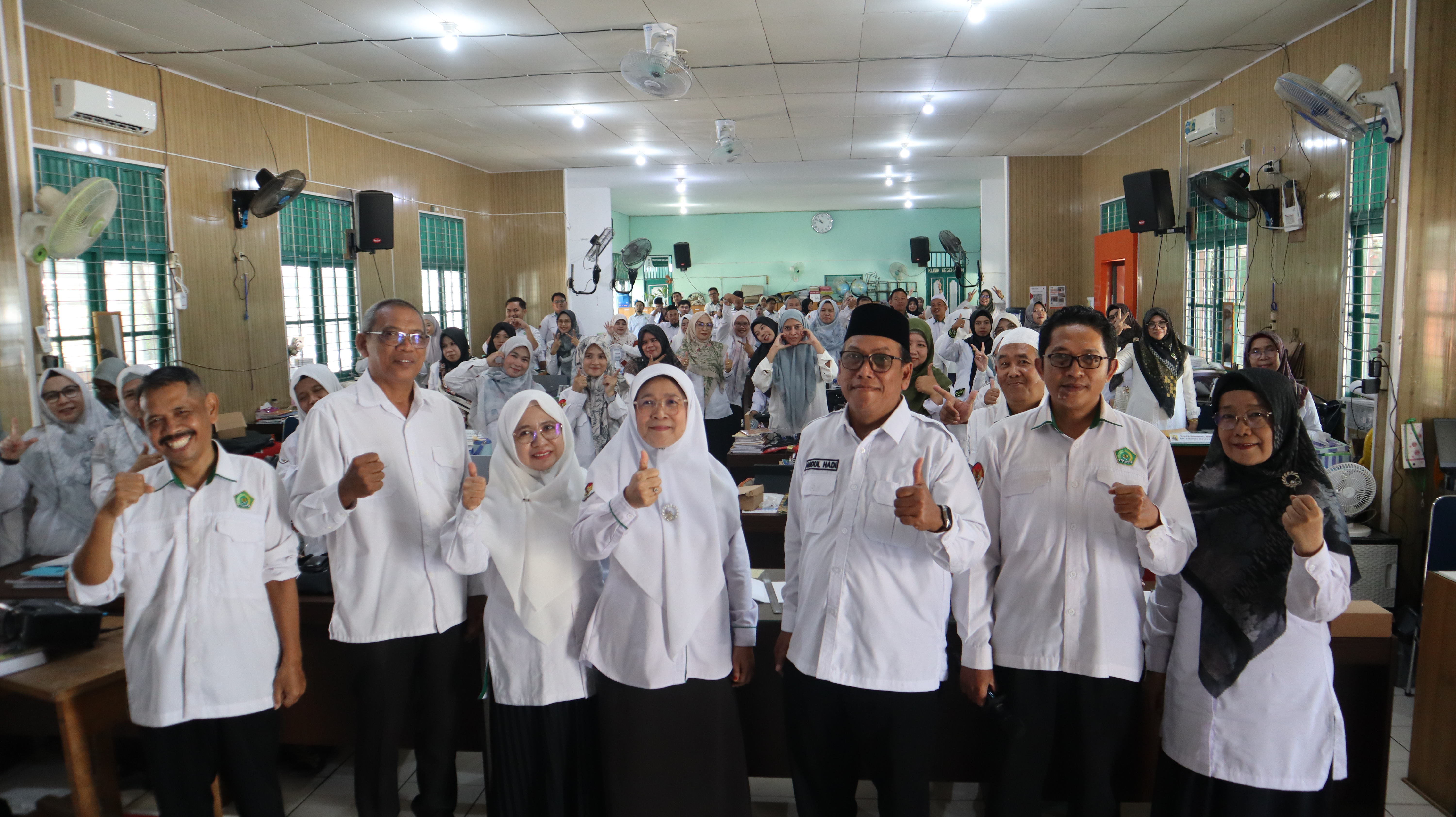 Pengawas Madrasah Berikan Penguatan Implementasi Kurikulum Berbasis Cinta di MAN 2 Kota Banjarmasin