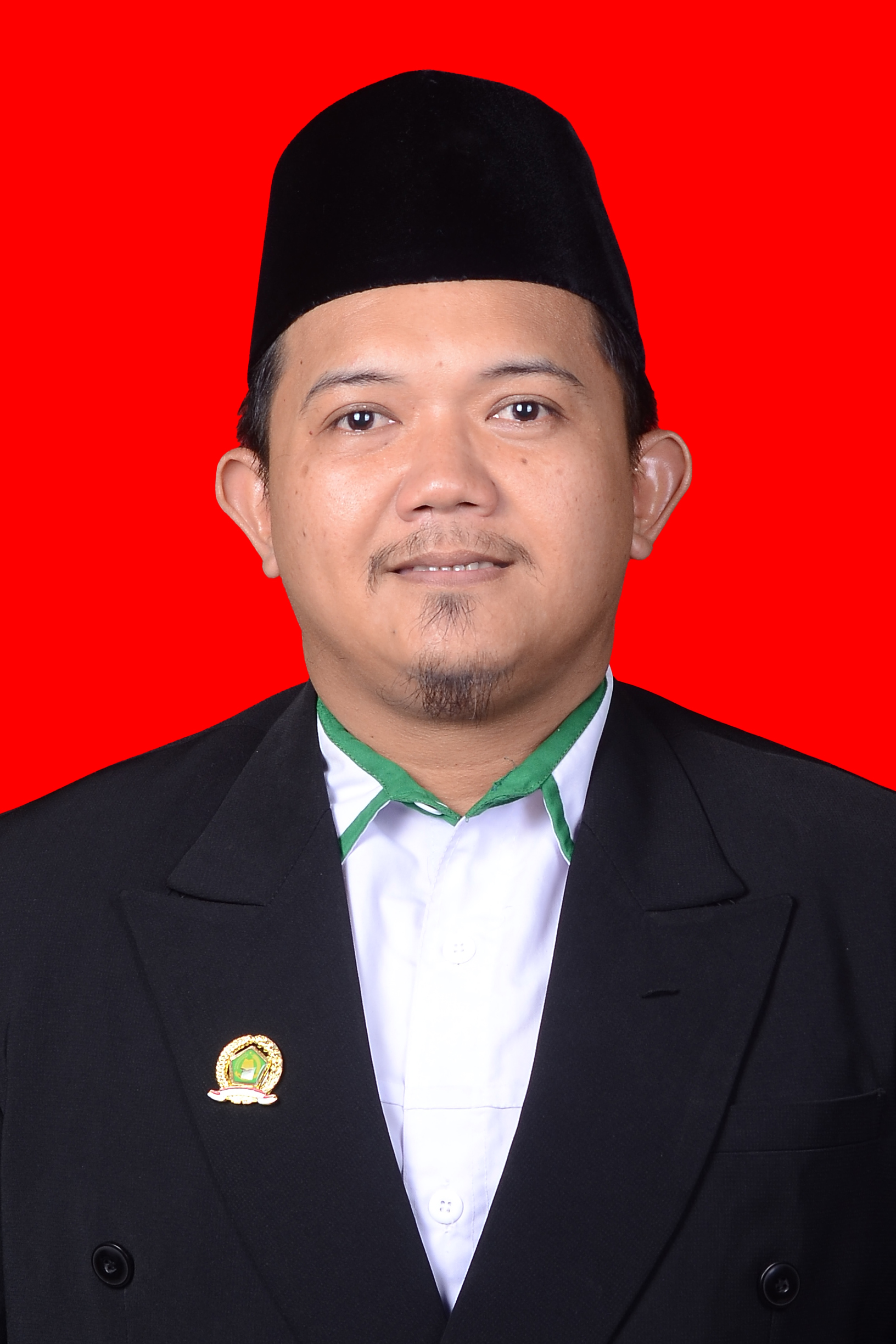 Makhdodi, S.Pd